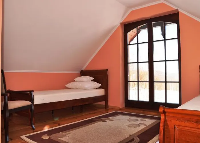 Bed & Breakfast Lesna Polana 3*