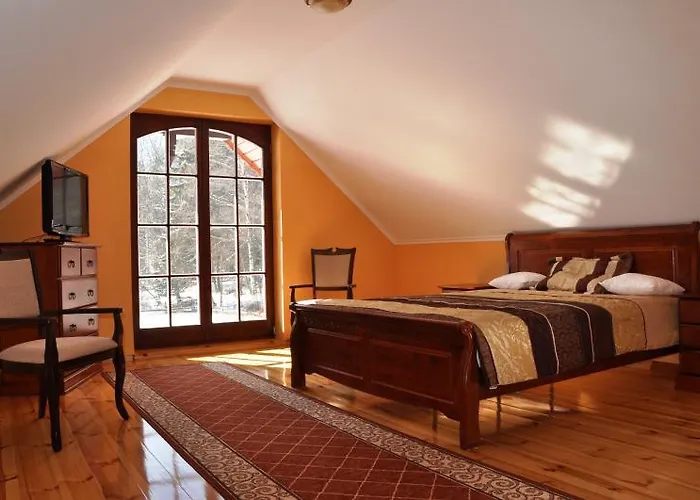 Bed & Breakfast Lesna Polana 3*