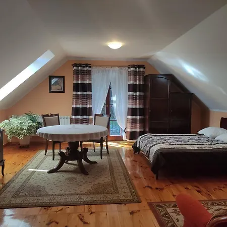 Lesna Polana B&B 스클라르스카포렘바