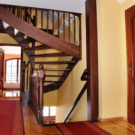 Lesna Polana Bed and Breakfast 3*